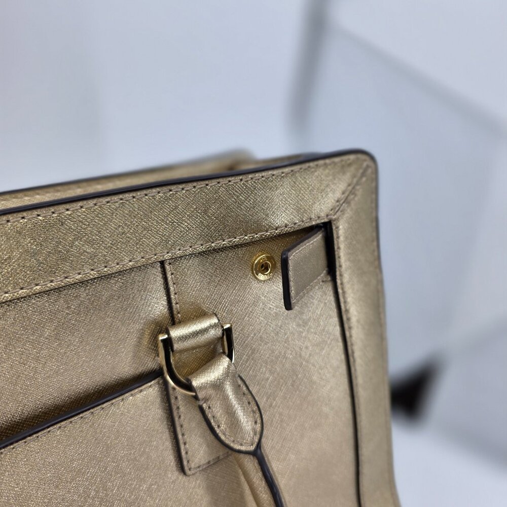 Michael Kors Dillon Large Satchel Champagne Gold Saffiano Leather - Picture 3 of 16